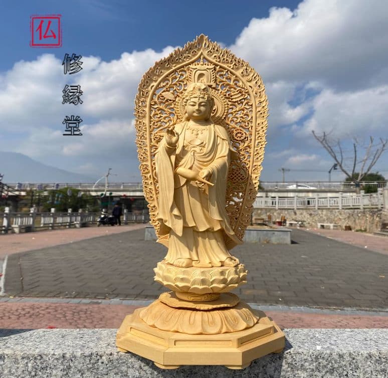 【修縁堂】古美術品 飛天光背 浄瓶観音 仏師で仕上げ品 木造仏像