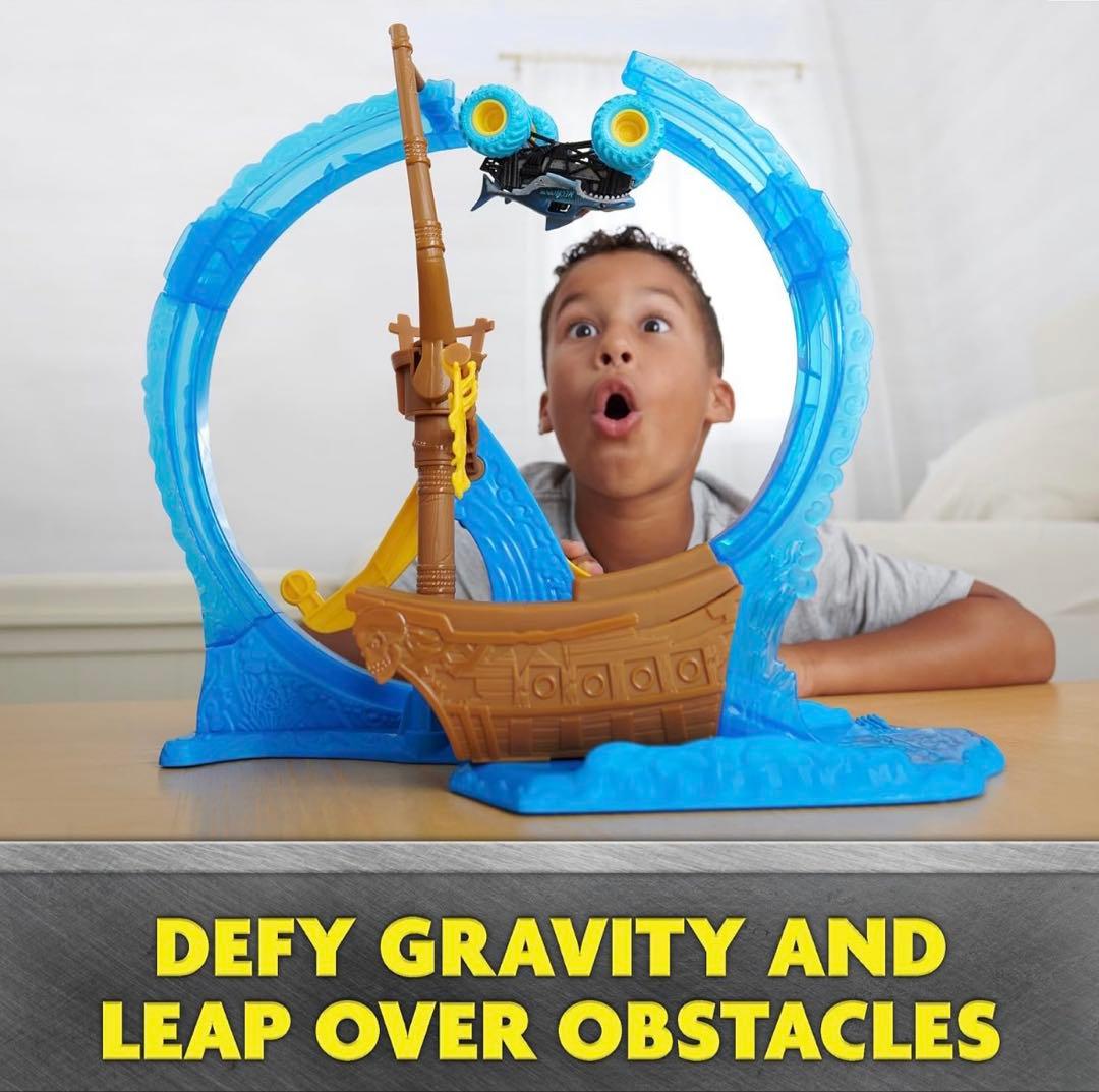 値下げ！新品未開封 モンスタージャム LOOP OF DOOM プレイセット