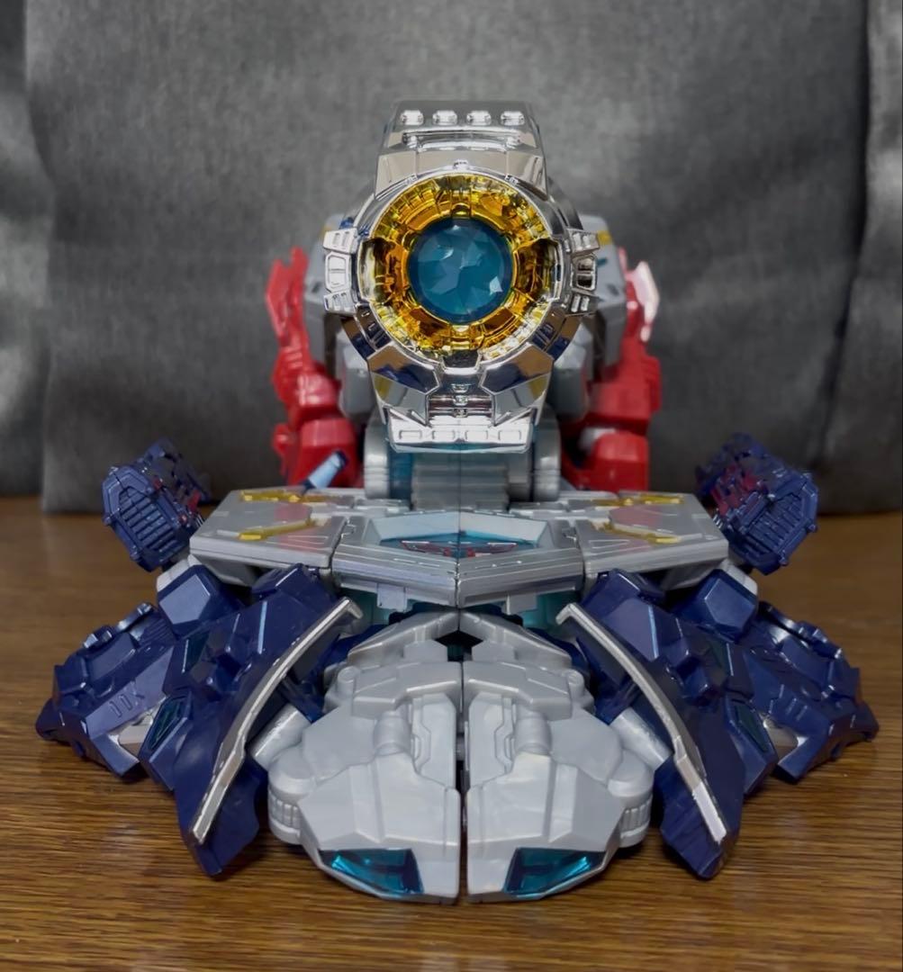 G-SHOCK × TRANSFORMERS マスターオプティマスプライム