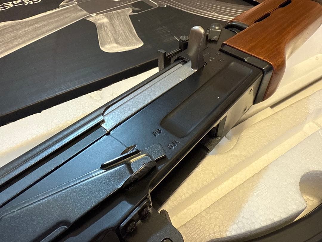 【まこと】東京マルイ スタンダード電動ガン AK47