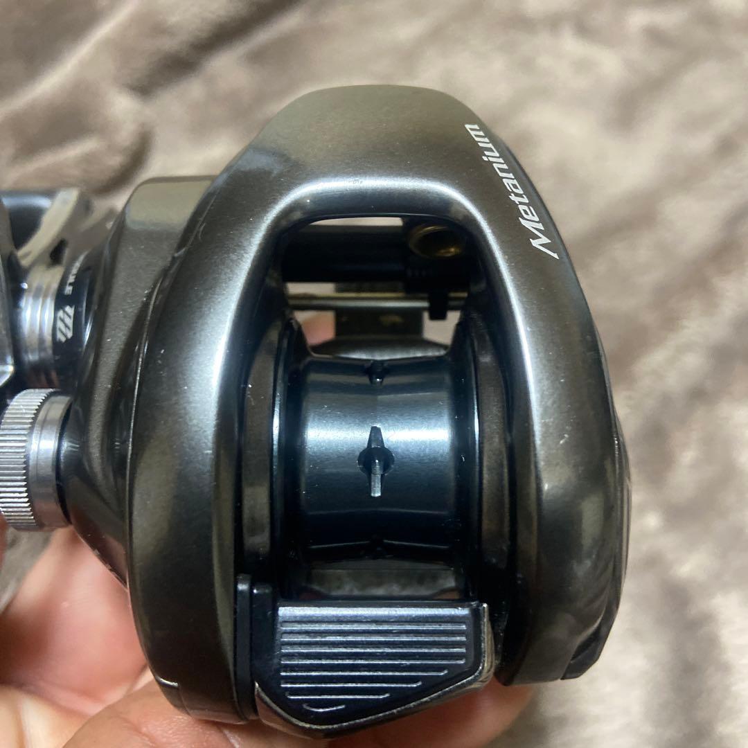 【美品、夢屋シャロースプール仕様】 シマノ 20メタニウム7.1(HG) 左