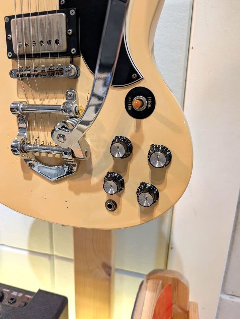 1980年代 SGタイプ エレキギター / ハードケース付き！