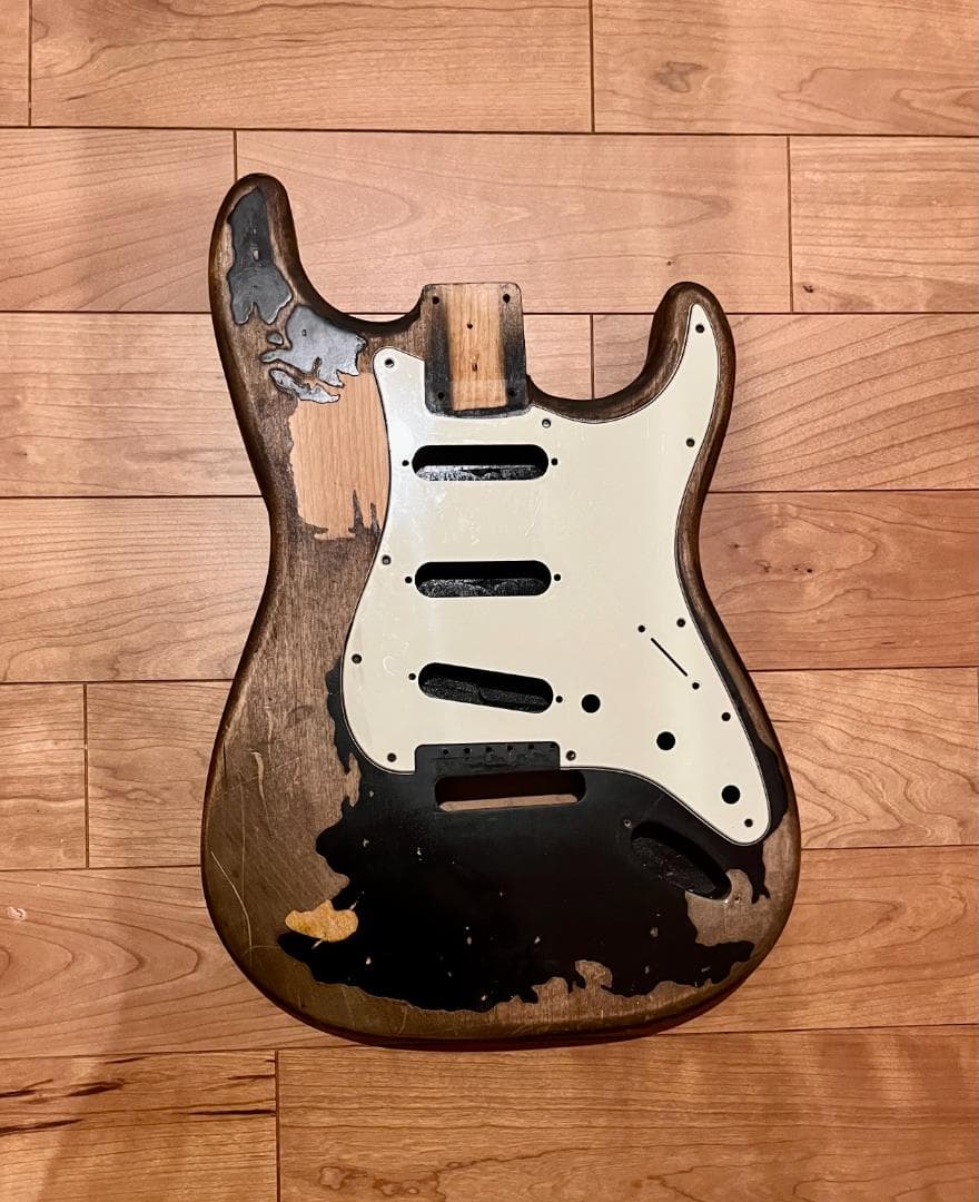 Rittenhouse ストラトキャスター　エレキギターボディ