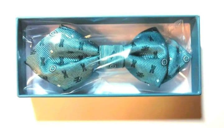 りお　蝶ネクタイ　スカーフ　モクテルバー　鬼滅の刃　無一郎