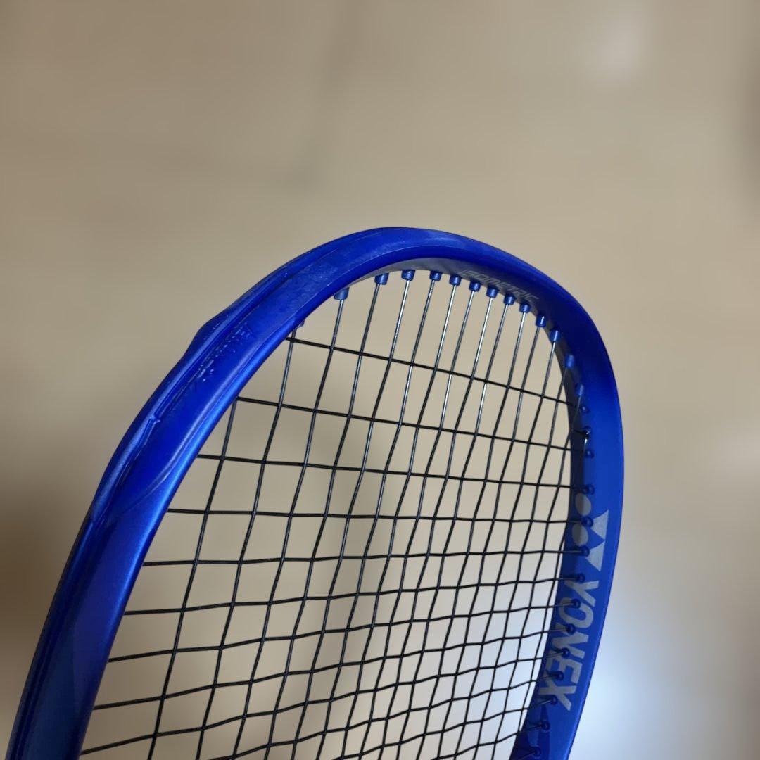 ヨネックス E ZONE 100 tour グリップ3