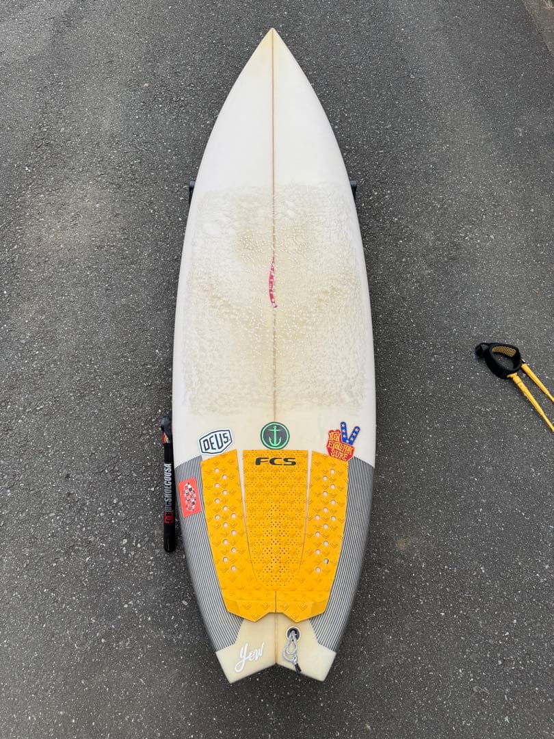 クリステンソン:ガーラック6’0 FCS ショートボード