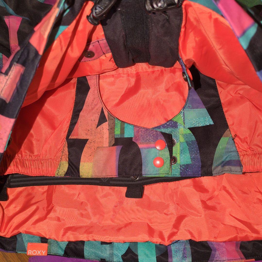 【美品】ROXY　スノボウェア　上下セット　Ｓ　総柄　ロゴ　パープル