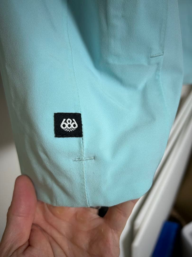 686 ハイドラサーモグラフジャケットと686パンツの上下セット