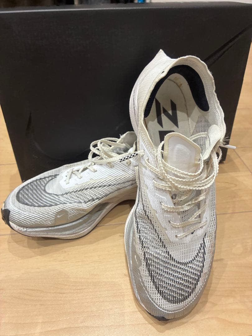 ナイキ ズームX ヴェイパーフライ ネクスト% 2 25.5cm