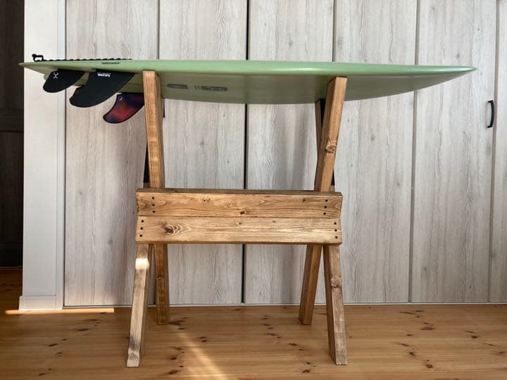 本日限定価格！開閉式！木製サーフボード用メンテナンススタンドボードスタンドラック