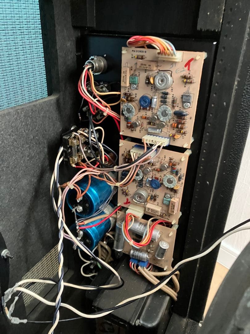 Rhodes Mark II ※埼玉、東京、神奈川限定配送