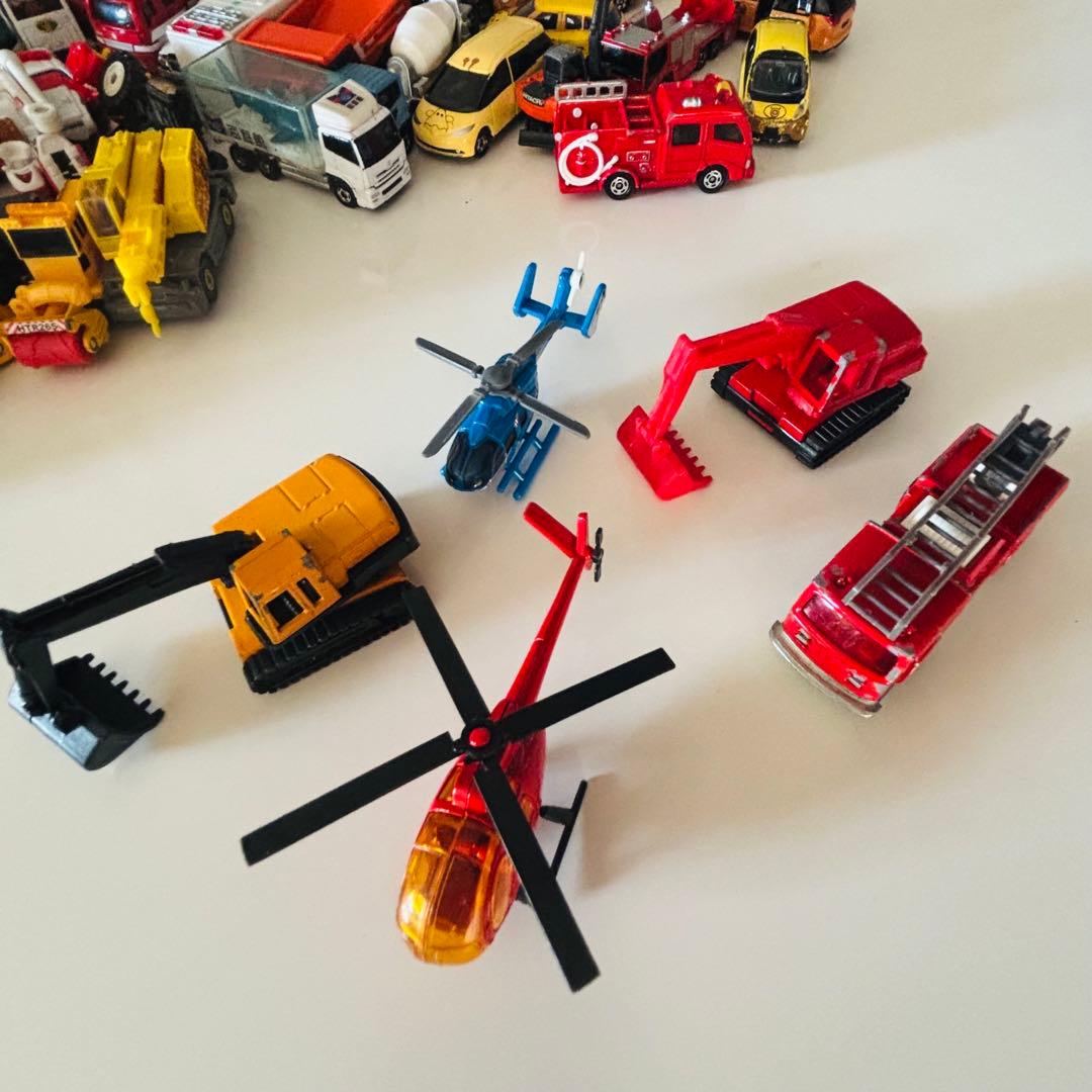 トミカ働く車、建設車両、 ミスドキャラクターcar その他セット　60台