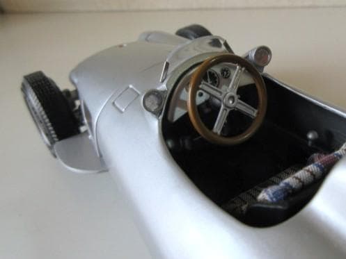 特価 CMC (1/18) メルセデスベンツ W196