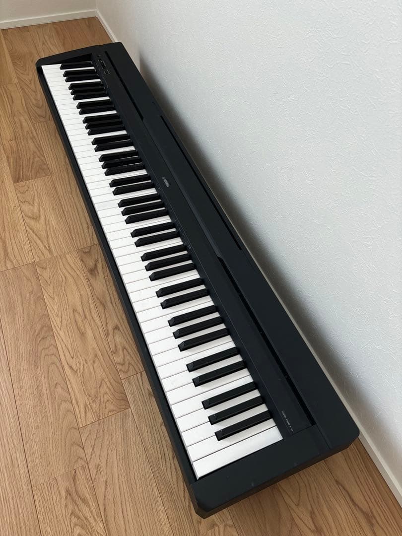 YAMAHA 電子ピアノ　88鍵　スタンド付き
