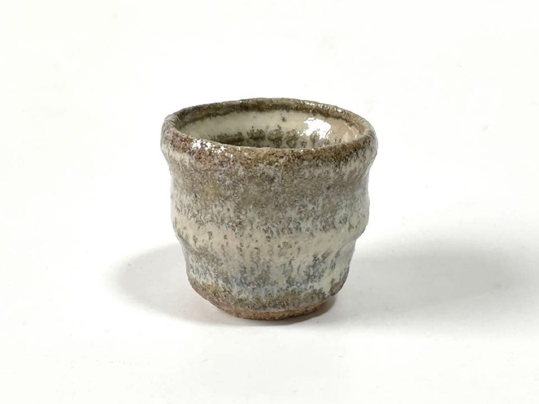 陶芸家　作家物　岡本作礼　斑唐津　ぐい呑　酒器　酒盃　筒盃