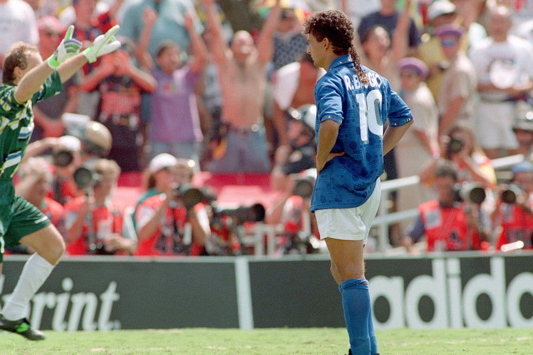 【美品】ディアドラ サッカー イタリア代表 ユニフォーム 10番 バッジョ