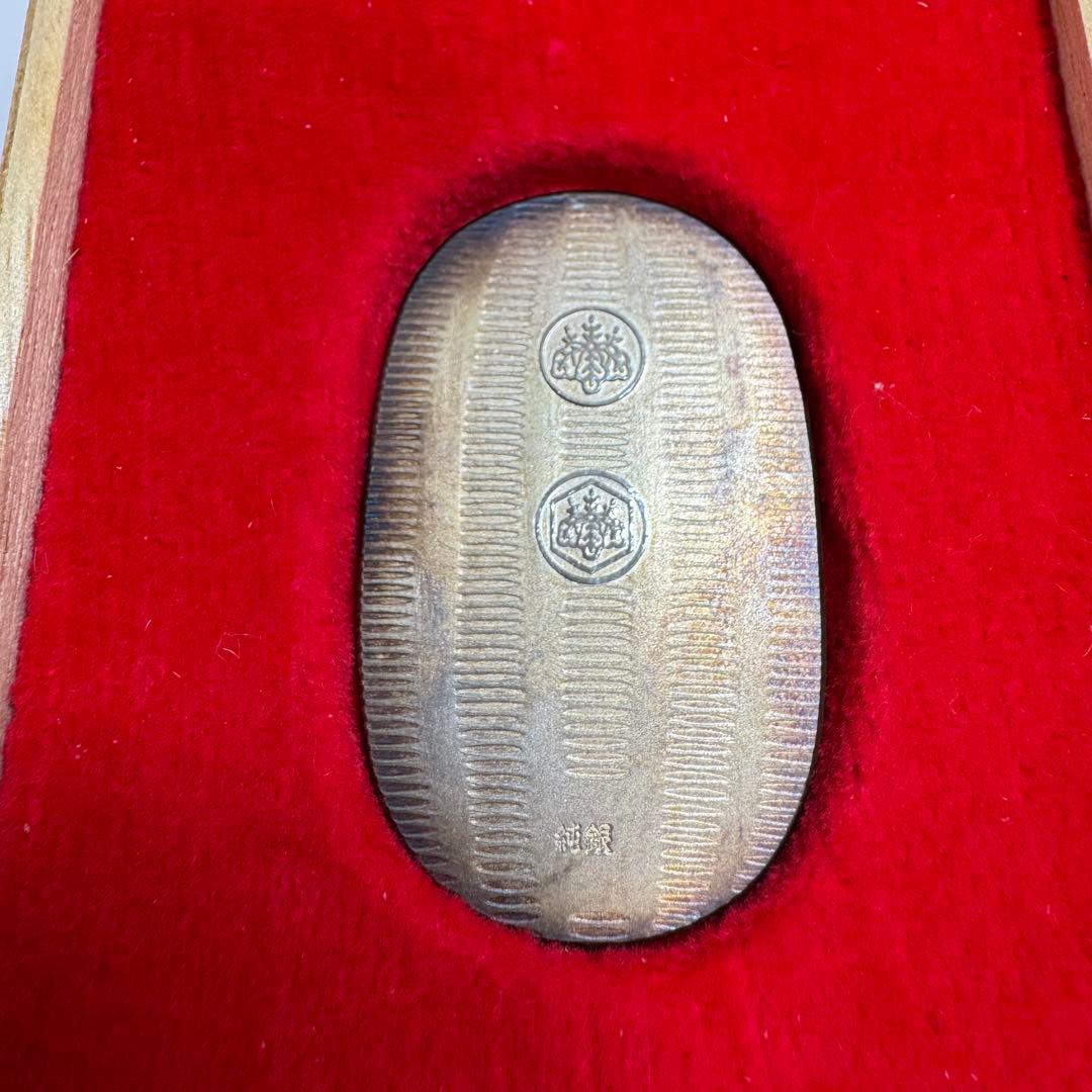 純銀小判 波模様  木箱付き 純銀製小判