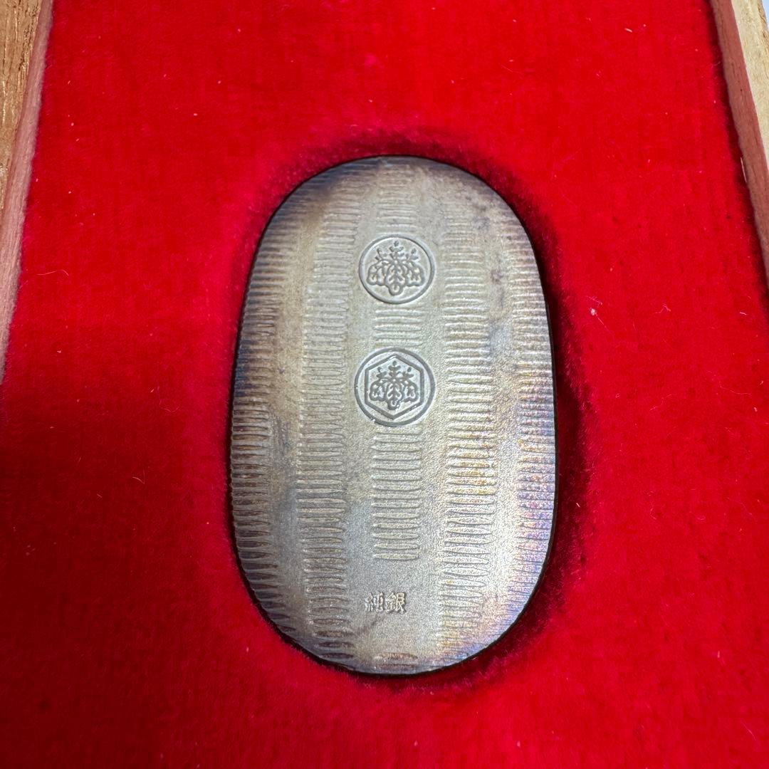 純銀小判 波模様  木箱付き 純銀製小判