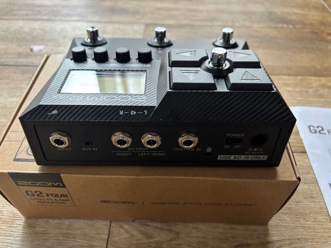 美品早い者勝ち！ZOOM G2 FOUR ギターエフェクター