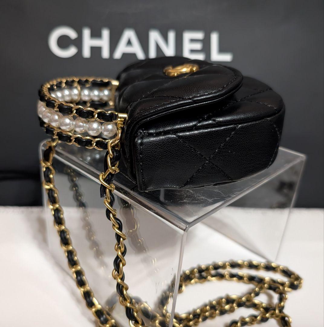 CHANEL ブラックキルティングチェーンショルダーバッグ❦ミニマトラッセ
