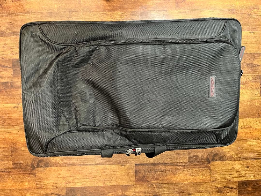 Reloop MIXON 4 DJコントローラー + キャリングケース付き