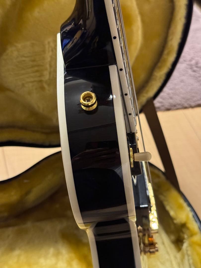 エピフォン レスポールカスタムInspired by Gibson Custom