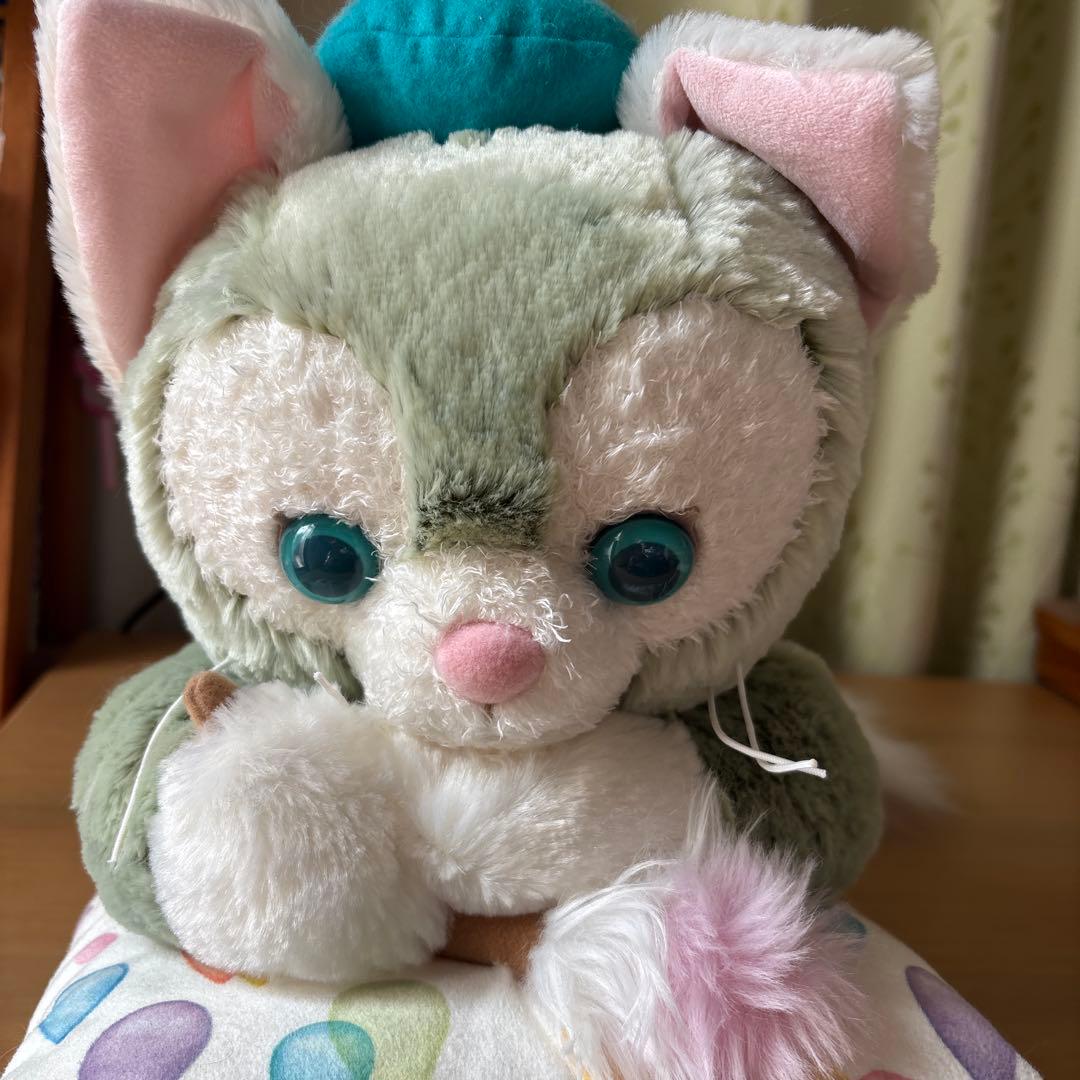 ディズニー　ジェラトーニ ビューティフルレイニーデイズ　抱き枕