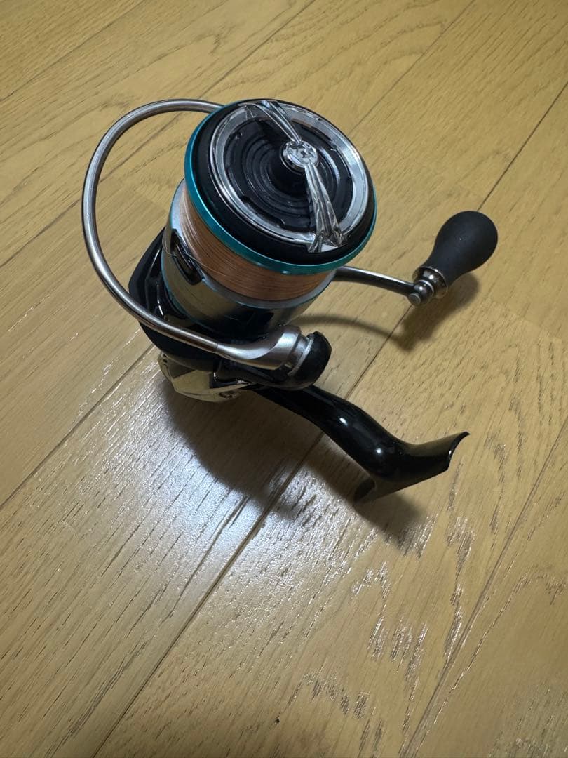 Daiwa 19エメラルダス LT2500S-DH