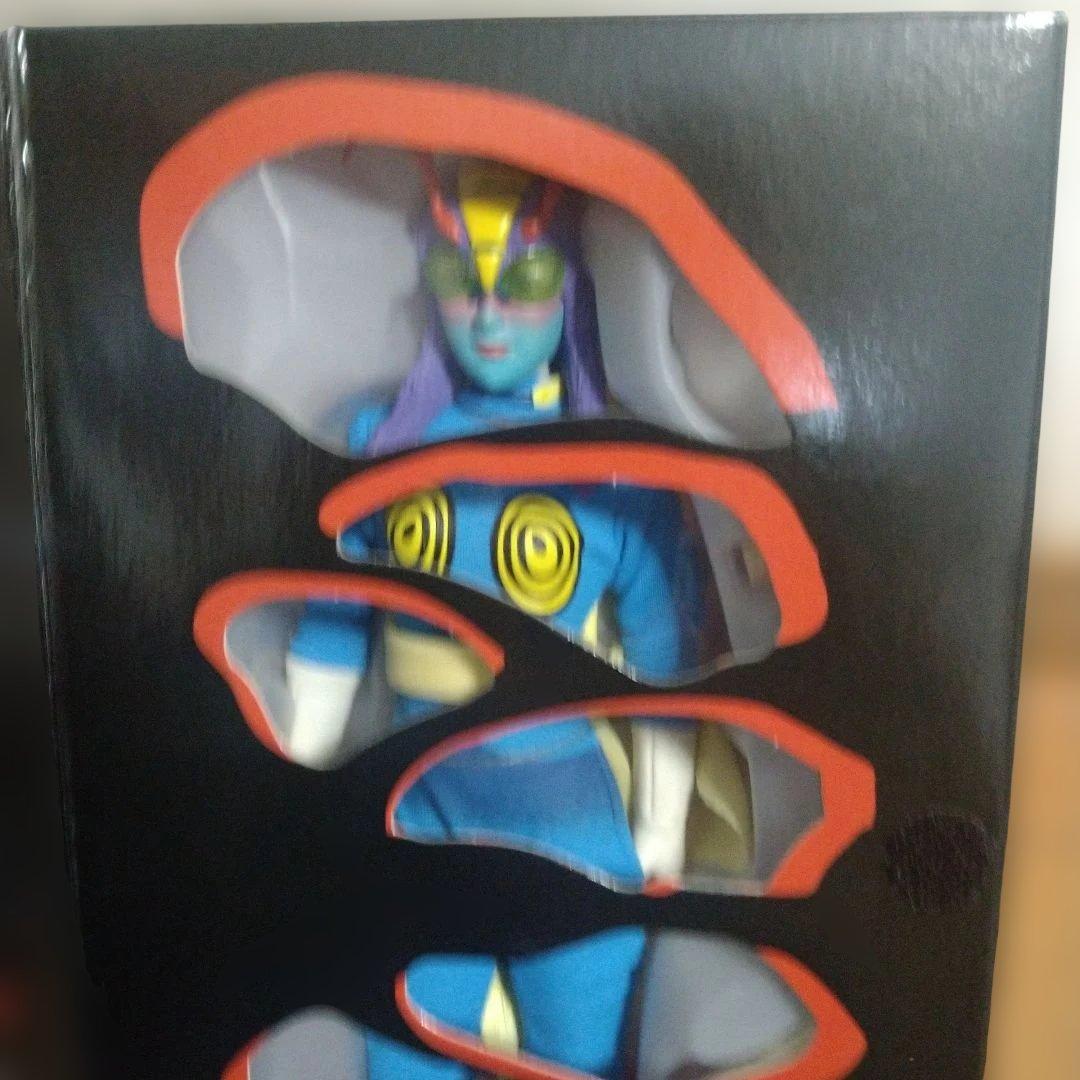 仮面ライダー　蜂女　 リアルアクションヒーローズ　メディコムトイ