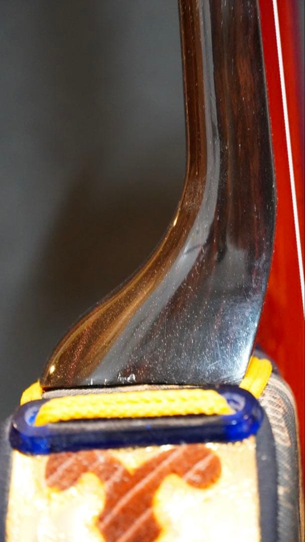 美型真壁古民家床柱縞黒檀三線　所有者様が40年前に入手　まずはご覧ください