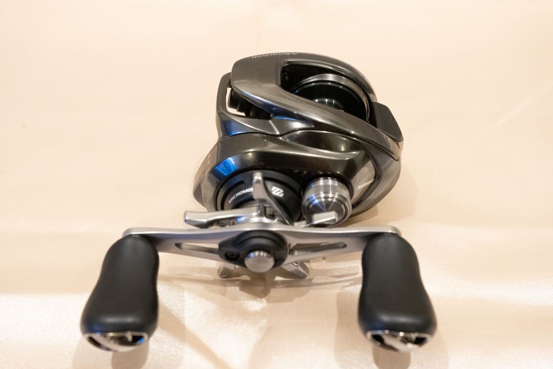 美品20メタニウムHG LEFT ノーマルギア付き ベイトリール　シマノ