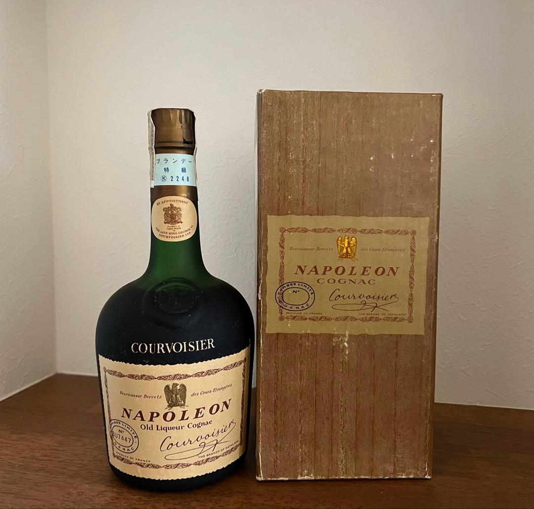 【未開封】　COURVOISIER ナポレオン コニャック 700ml箱付き