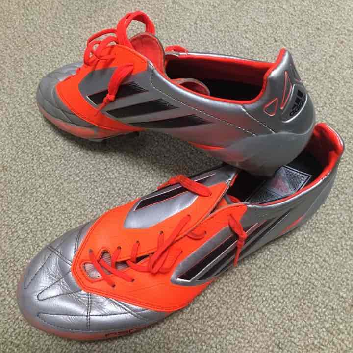 サッカーボール adidas F50 FG