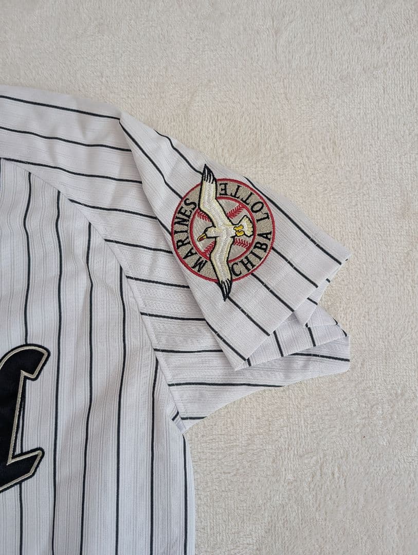 本物 61ユニフォーム サイン入り千葉ロッテマリーンズ　角中勝也選手ユニフォーム