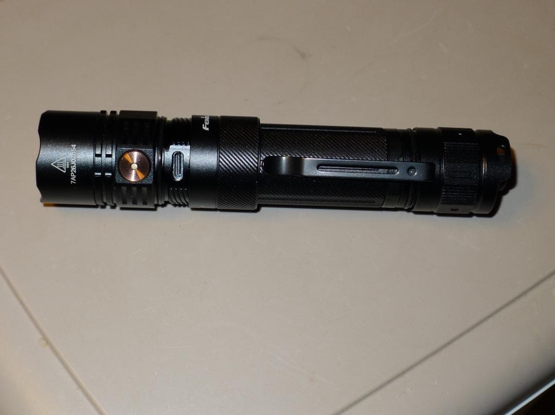 Fenix PD36R ACE 3000ルーメン SFT70 Gen2搭載