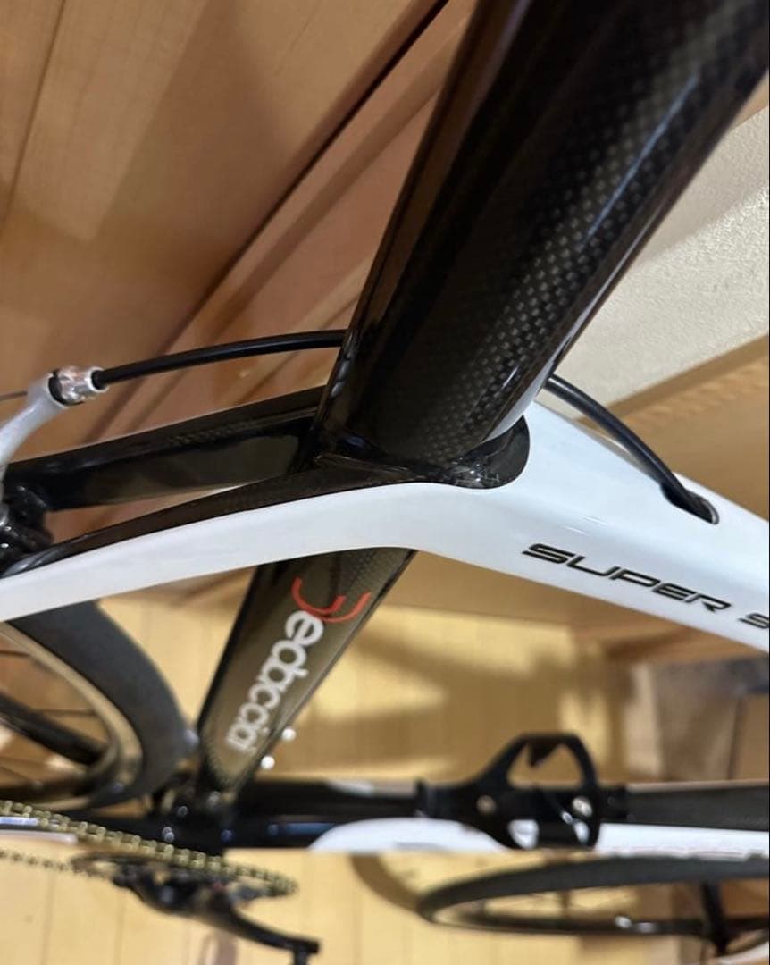 【埼玉近郊限定】フルカーボン　ロードバイク　新品パーツ多数　エアロ