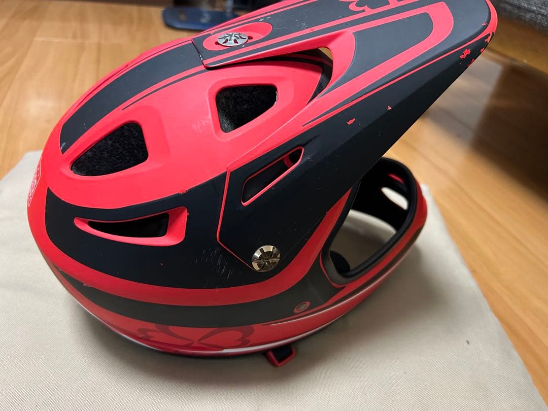 ヨツバモトホールショット ヘルメット フルフェイス　キッズ　ヨツバ