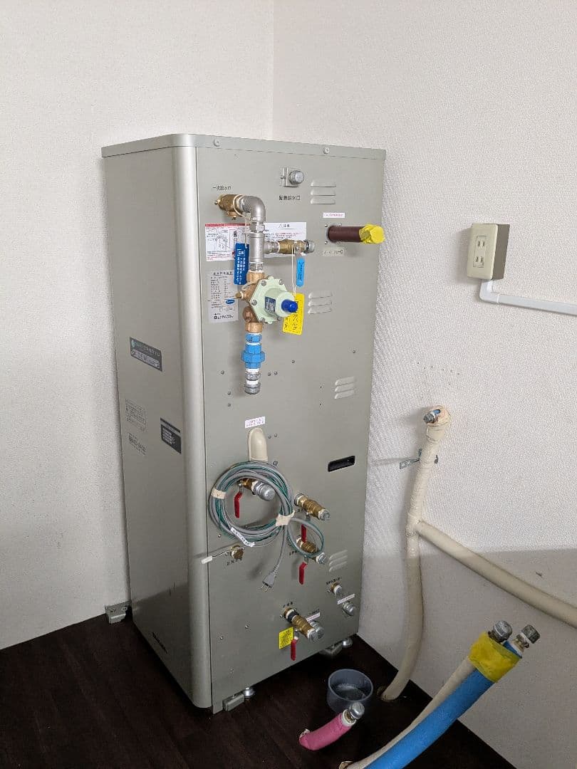 美容室用タカラベルモント加圧式給湯器