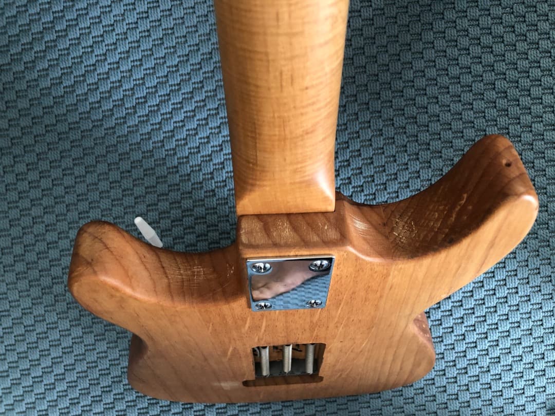 LOLLAR ローラー ゴールドフォイル　ショートスケール　トラ杢ネック