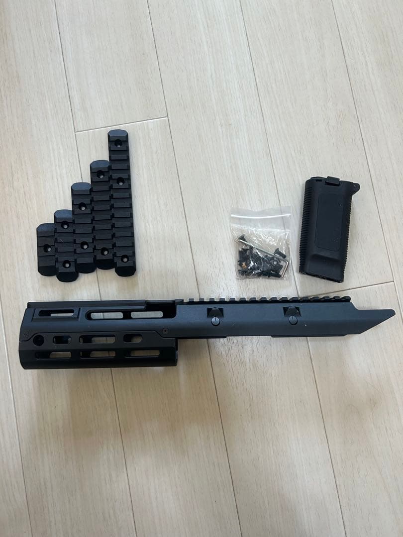 【谷口航生】次世代MP5用　ハンドガード