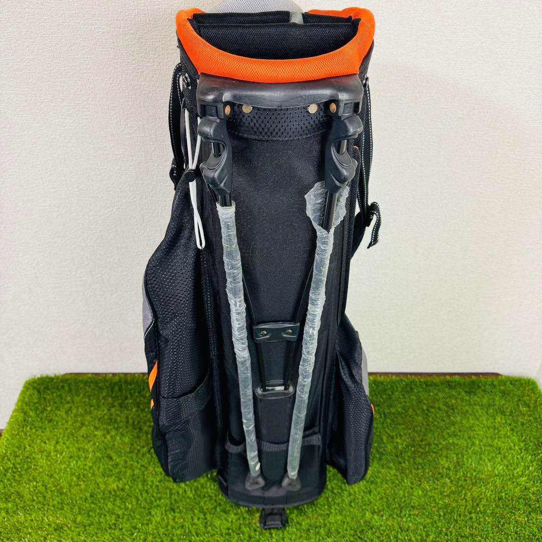 TaylorMade スタンドキャディバッグ ボールマーカー型付き