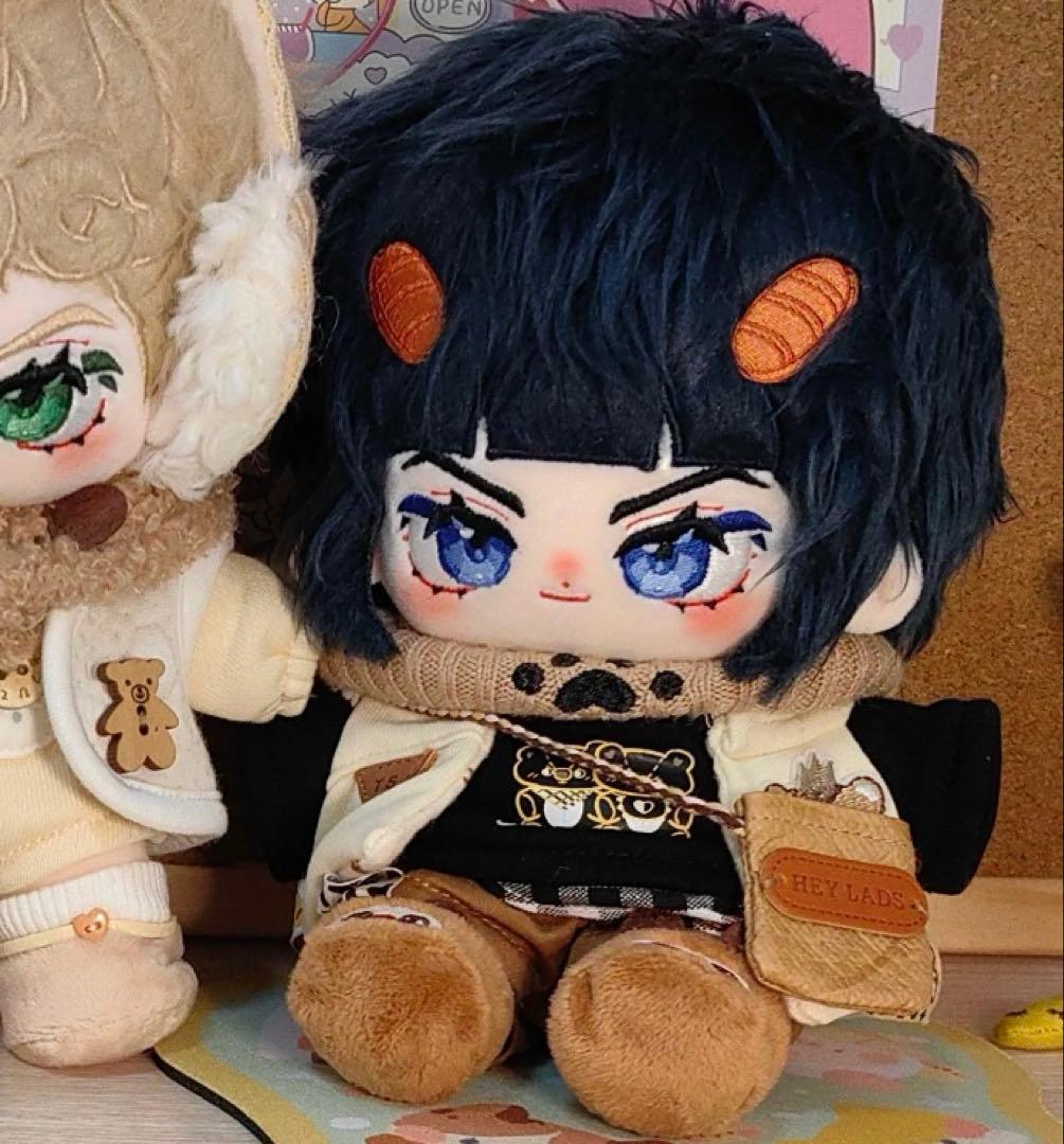 《青髪青目てんとう虫くん》大人気な激レア可愛い着せ替えぬいぐるみ《20cm》