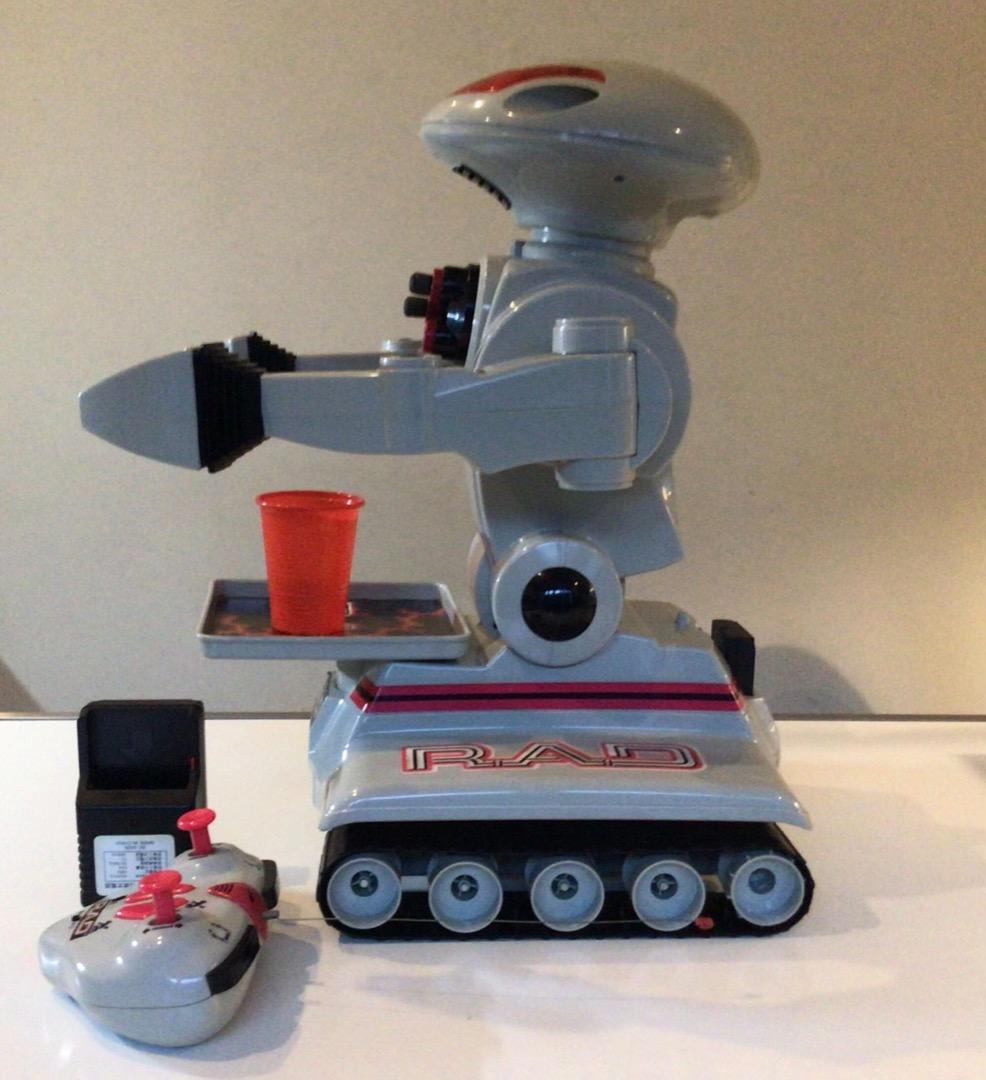 宇宙人がやって来た！RAD バッテリーロボ 音声 光 ショットガン付き