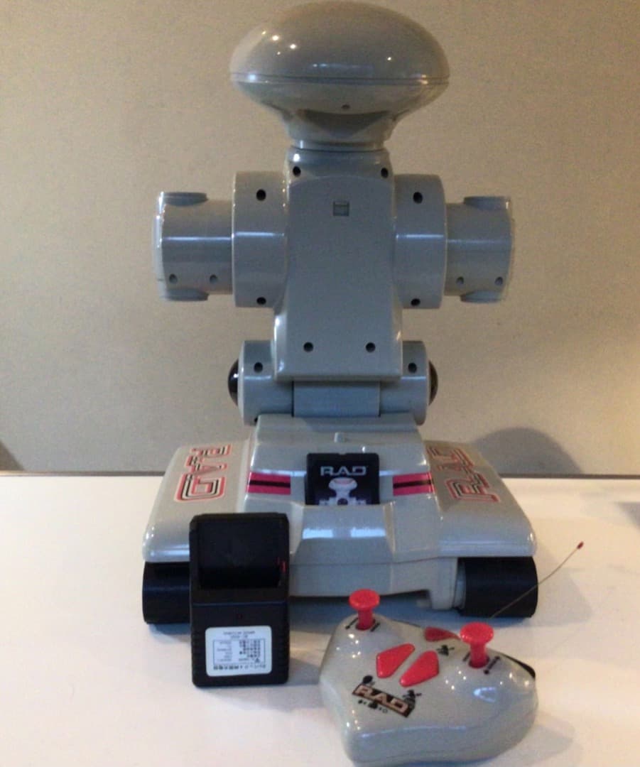 宇宙人がやって来た！RAD バッテリーロボ 音声 光 ショットガン付き