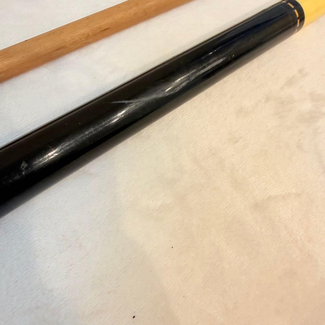 ビリヤードキュー 2ピース 糸巻きグリップ 木製シャフト 中古