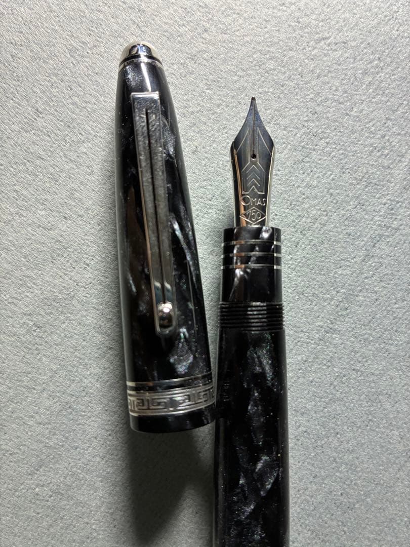 OMAS 万年筆 Arte Italiana/ペン先刻印18K 750 ￼