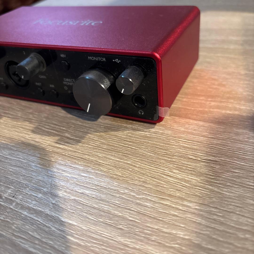 Focusrite Scarlett 2i2 赤 オーディオインターフェイス