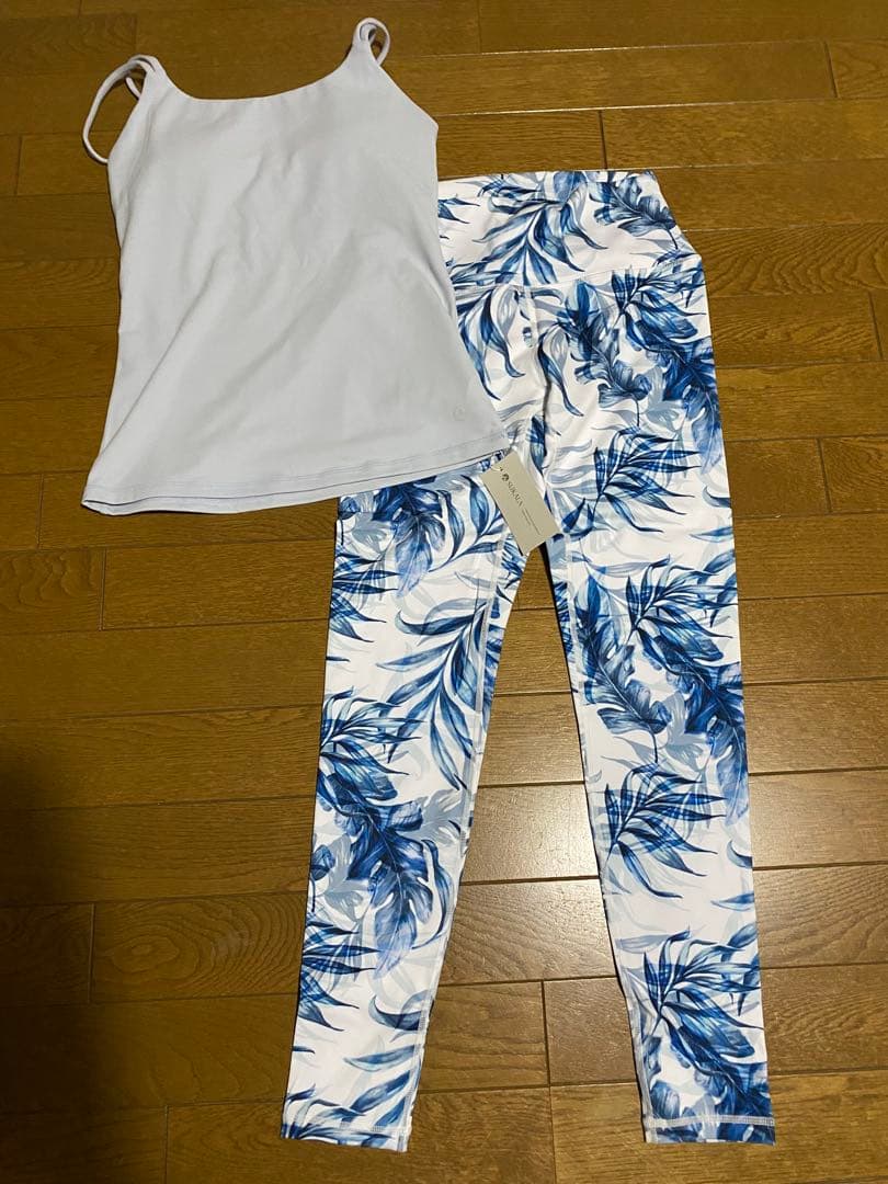 リーフブルー ヨガウェア Sサイズ （エッセンシャルバーム付）