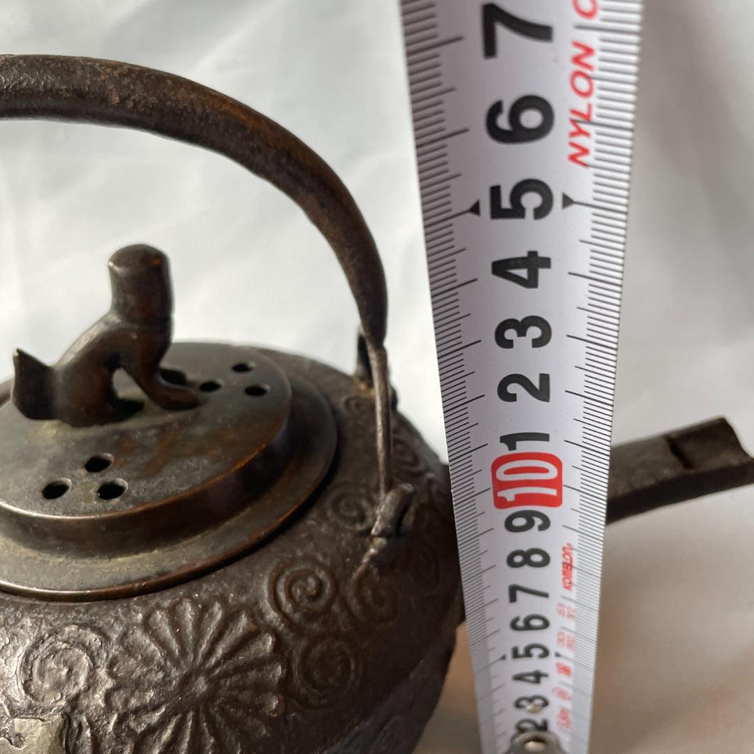 骨董品です！鉄器 鉄瓶 菊十六紋 K2484