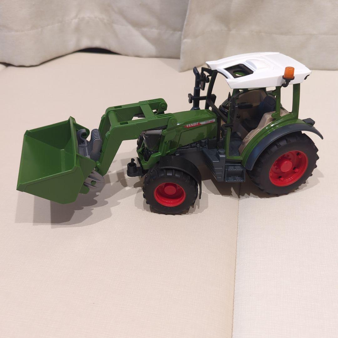 ブルーダー　トラクター　トレーラー　2台まとめ売り